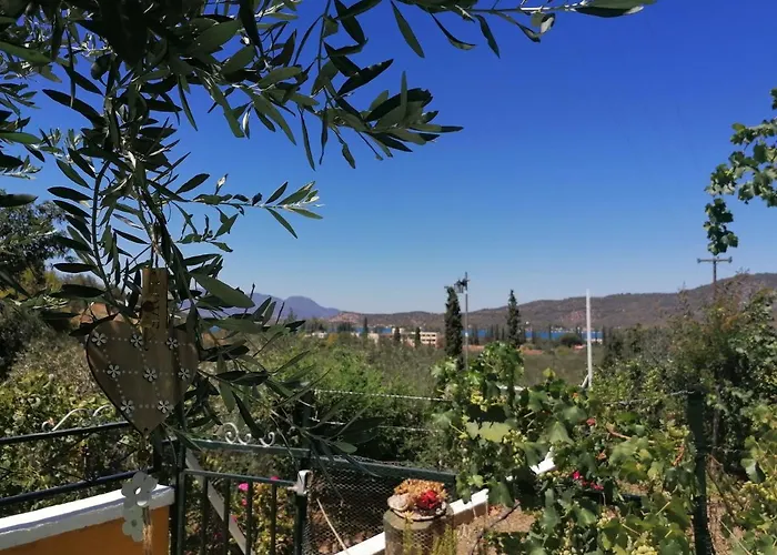 Trizinia View بيت للعطل *