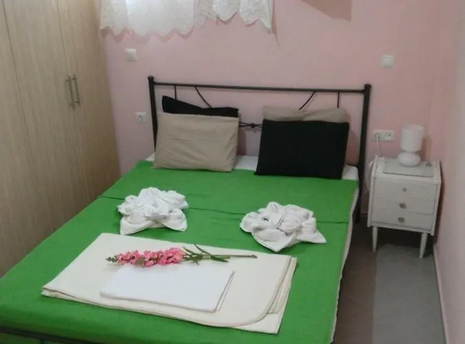 Trizinia View بيت للعطل *